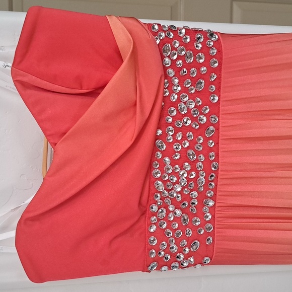 Speechless Pleated Rhinestone Accent Waist Lace Up Back Dress Size Medium - Picture 2 of 13